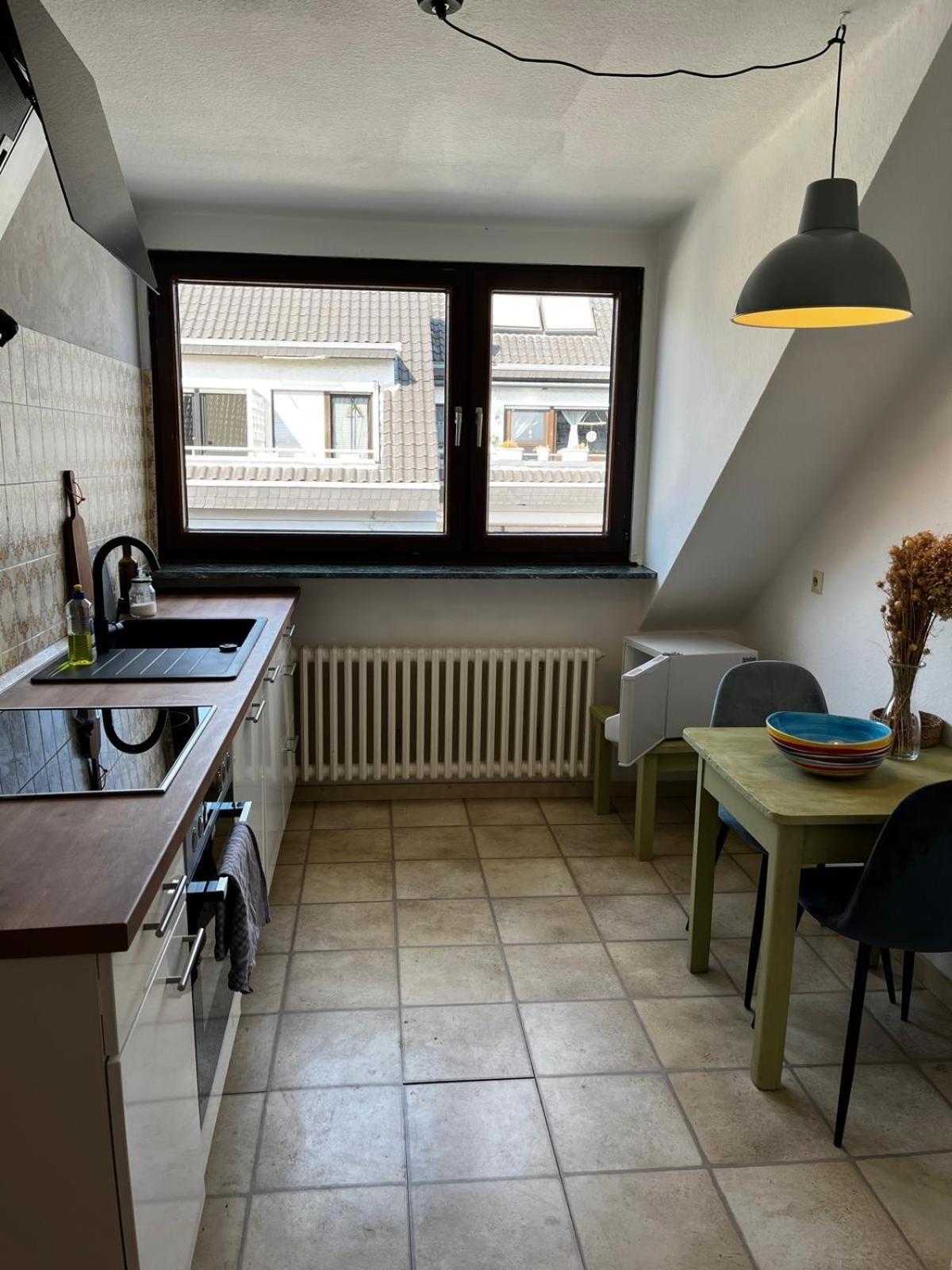 Schoene Dg - In Apartamento Bonn